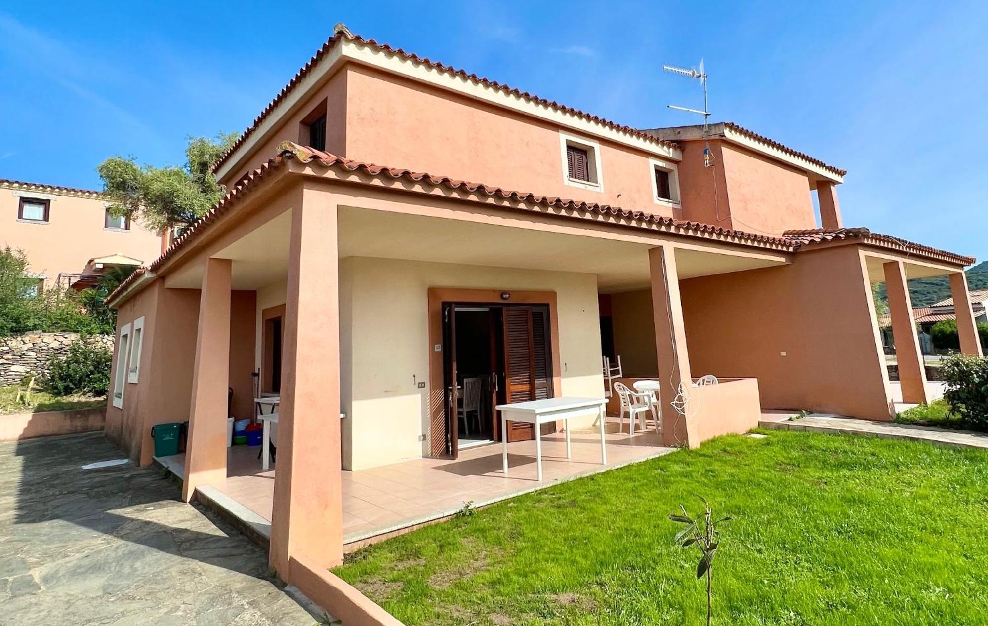 Iss Travel, Gli Asfodeli - Large Apartments With Private Terrace San Teodoro  Exterior foto