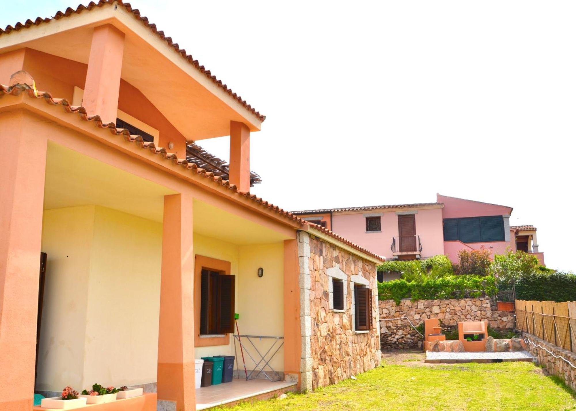 Iss Travel, Gli Asfodeli - Large Apartments With Private Terrace San Teodoro  Exterior foto