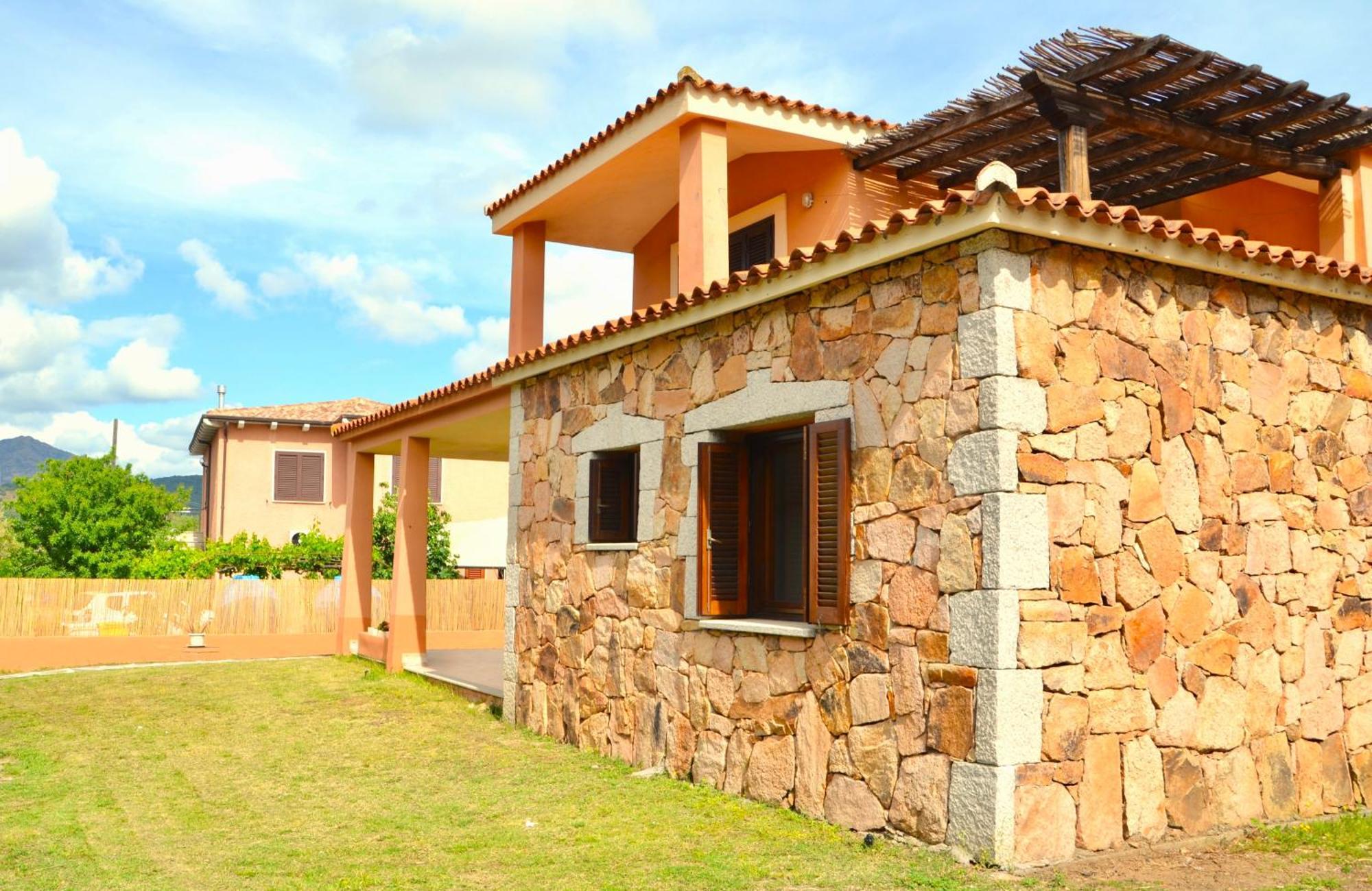 Iss Travel, Gli Asfodeli - Large Apartments With Private Terrace San Teodoro  Exterior foto